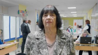Заслуженный учитель РФ из Радужного Валентина Бондарь приняла участие в выборах 3 Заслуженный учитель РФ из Радужного Валентина Бондарь приняла участие в выборах