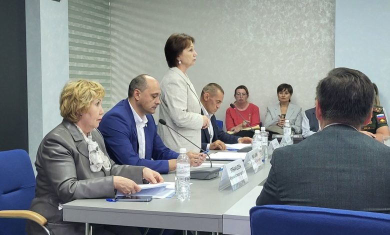 Наталья Стребкова ответила на вопросы бойцов СВО и ветеранов на приеме в Сургуте