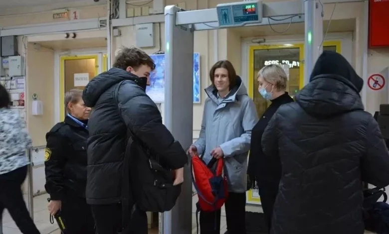 В Югре запускают цифровую платформу безопасности школ с 1 сентября 1 В Югре запускают цифровую платформу безопасности школ с 1 сентября