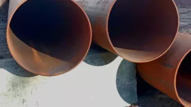 В Нижневартовске меняют магистральный трубопровод у площади Нефтяников