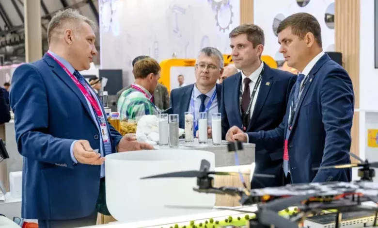 Сильны не только нефтью делегация Югры привезла идеи с Иннопрома 1 Сильны не только нефтью делегация Югры привезла идеи с Иннопрома