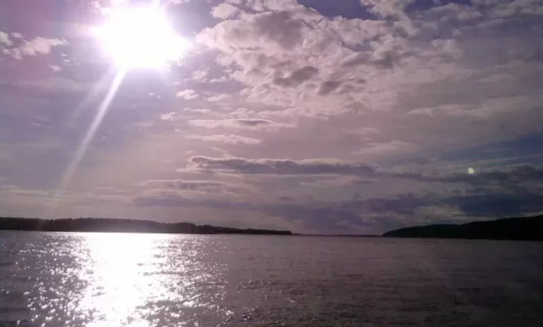 Уровень воды в Оби в районе Нижневартовска упал на 2 см за сутки