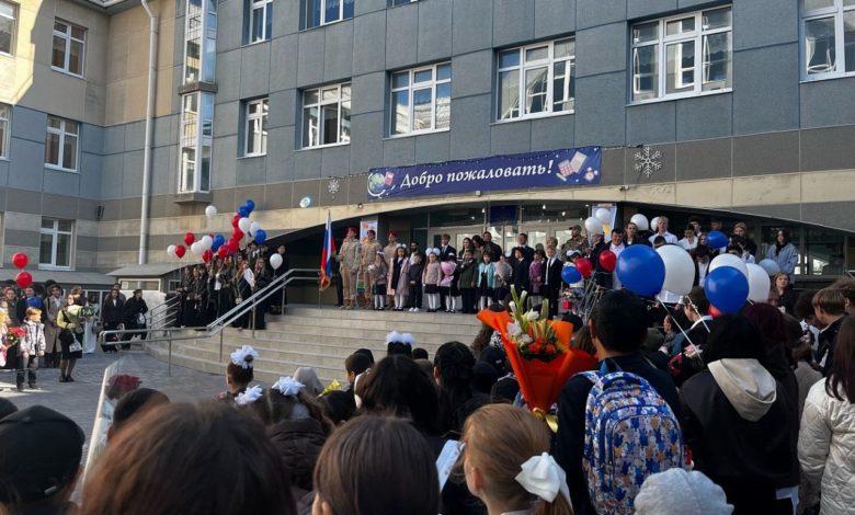 В Югре звонят школьные звонки: ученики возвращаются к занятиям 1 В Югре звонят школьные звонки: ученики возвращаются к занятиям