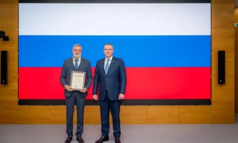 Губернатор Югры вручил награды сотрудникам ТЭК