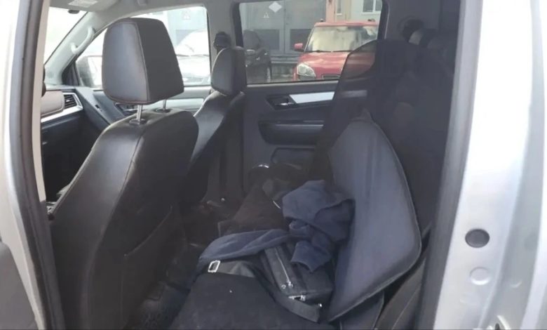 В Когалыме подозреваемый задержан за кражу денег из автомобиля 1 В Когалыме подозреваемый задержан за кражу денег из автомобиля