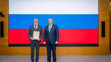 Губернатор Югры наградил сотрудников ТЭК 3 Губернатор Югры вручил награды сотрудникам ТЭК