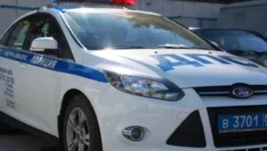 В Югре суд приговорил водителя к двум годам за нападение и оскорбление инспектора ДПС