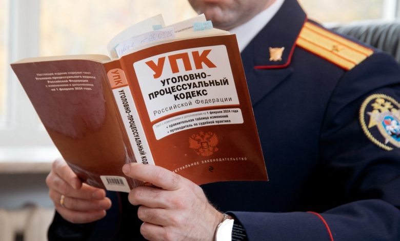 Следователи СКР изучают конфликт в школе №13 Нефтеюганска 1 Следователи СКР изучают конфликт в школе №13 Нефтеюганска
